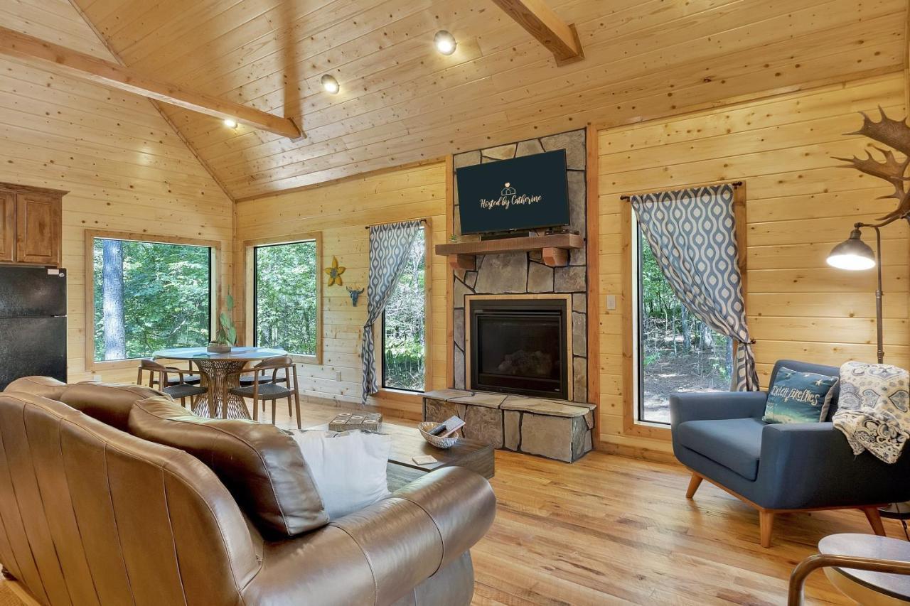 Quittin Time: Secluded Cabin Retreat with Hot Tub and Luxury Bath Broken Bow Exterior photo